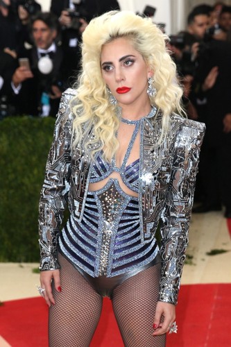 Lady Gaga na Met Gala 2016