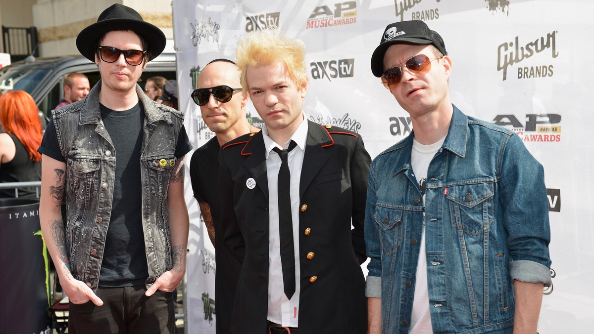 Grupa Sum 41 wraca do Polski. Kanadyjczycy wystąpią 7 lutego w warszawskiej Proximie. Koncert będzie częścią trasy promującej najnowszy album - "13 Voices".