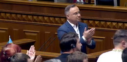 Prezydent Duda szczególnie dziękował i bił brawo jednej osobie. Do owacji przyłączył się Zełenski i cały ukraiński parlament