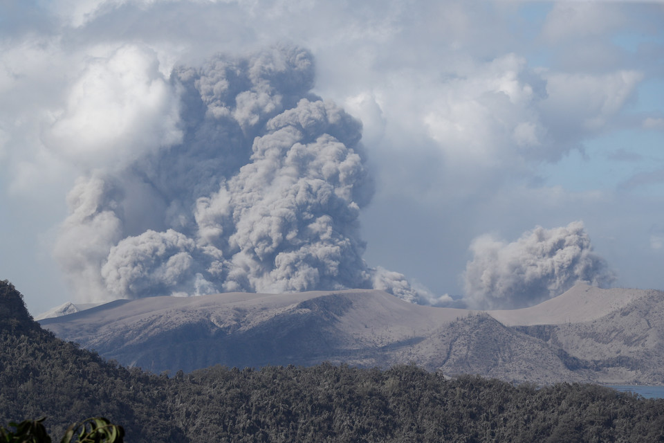 Filipiny: erupcja wulkanu Taal