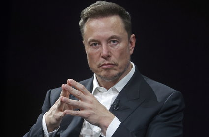 Menedżerowie niepokoją się o Elona Muska. "Bełkotał i seplenił"