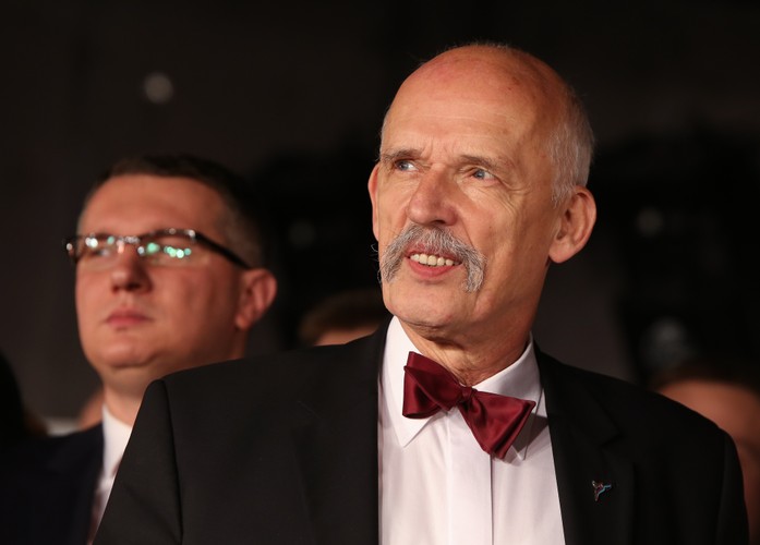<strong>Janusz Korwin-Mikke największym wygranym w wyborach do Parlamentu Europejskiego. Jego Kongres Nowej Prawicy przekroczył próg wyborczy i wprowadził do PE 4 europosłów. W kolejnych sondażach poparcie dla KNP deklaruje ponad 5 proc. wyborców </strong>