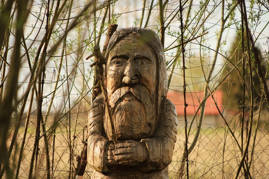 "Świadome swych praw społeczeństwo dochodzi do przekonania, że można być dobrym, wartościowym człowiekiem i Polakiem niekoniecznie będąc katolikiem."