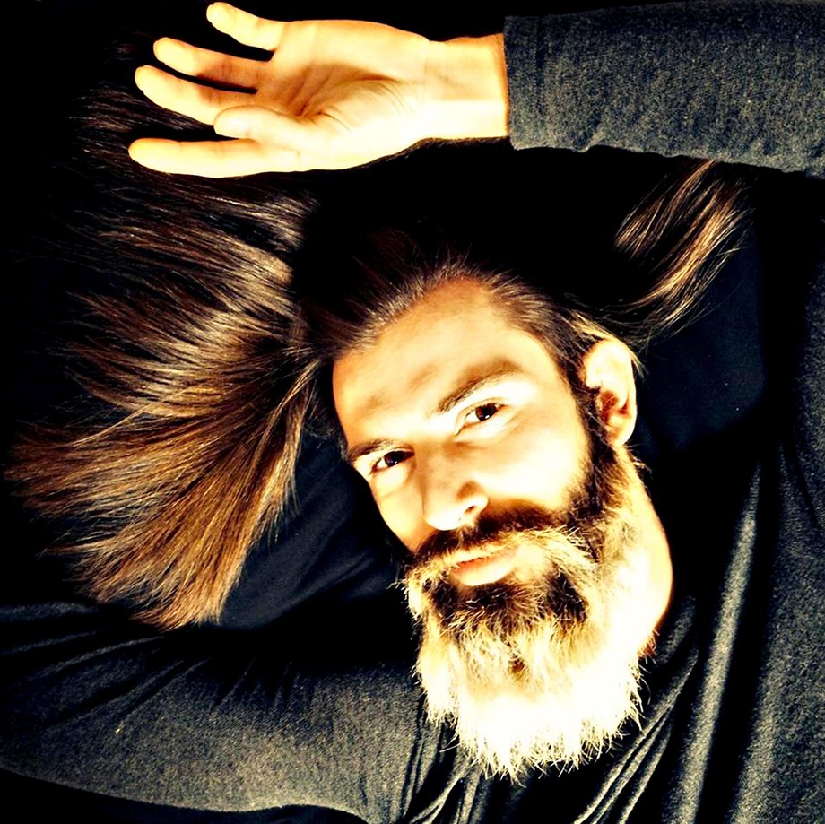 Gdy Wśród Mężczyzn Modne Stały Się Brody Jakim cudem broda stała się modna? Światowy Dzień Brody 3 września