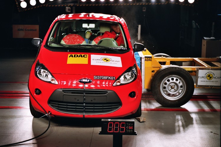 Ford Ka - ochrona dorosłych pasażerów: 4 gwiazdki