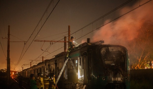 Zapaljen voz u Riju de Žaneiru
