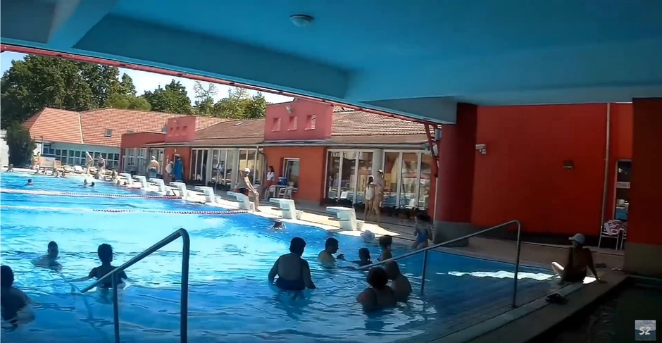 Termalna voda u Morahalomu potiče iZ naslaga drevnoG Panonskog mora