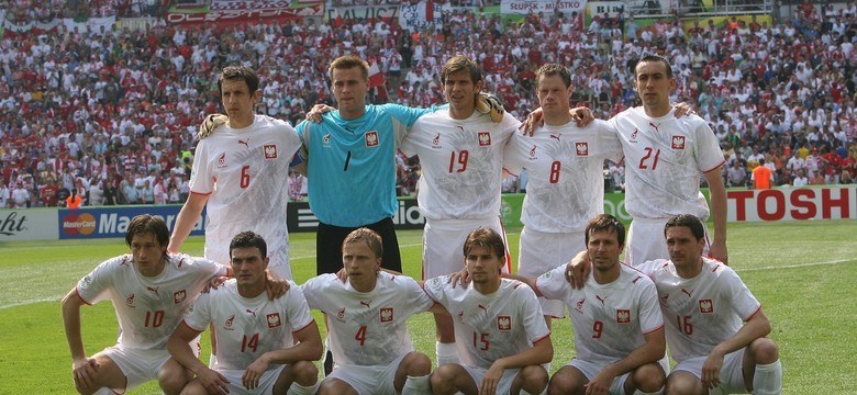 Zobacz, jak przez 44 lata zmieniała się koszulka piłkarskiej reprezentacji Polski