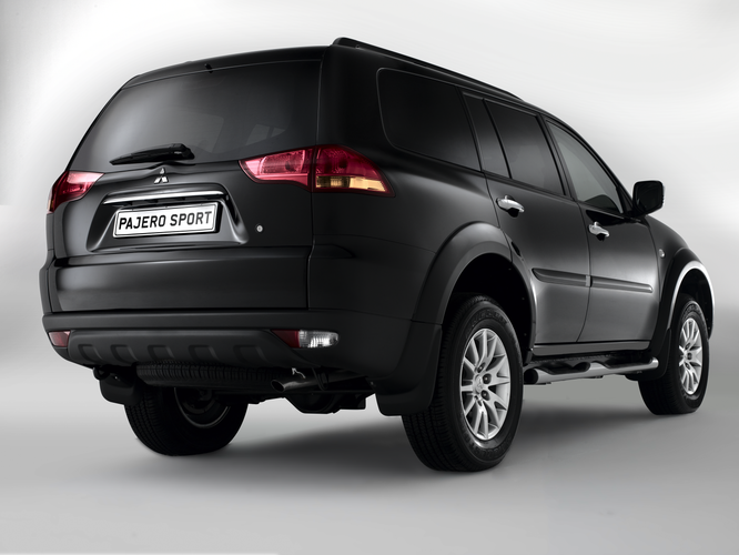 Mitsubishi pajero sport