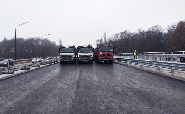 W 2023 r. łącznie na dofinansowanie budowy, przebudowy lub remontów tych dróg rząd przeznaczy ponad 2,6 mld zł