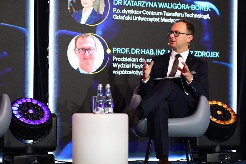 Transfer wyników badań do biznesu wymaga poprawy działania systemu