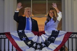 Amerykanie chcą deportacji żony Trumpa. "Melania i jej rodzice na pierwszym statku"