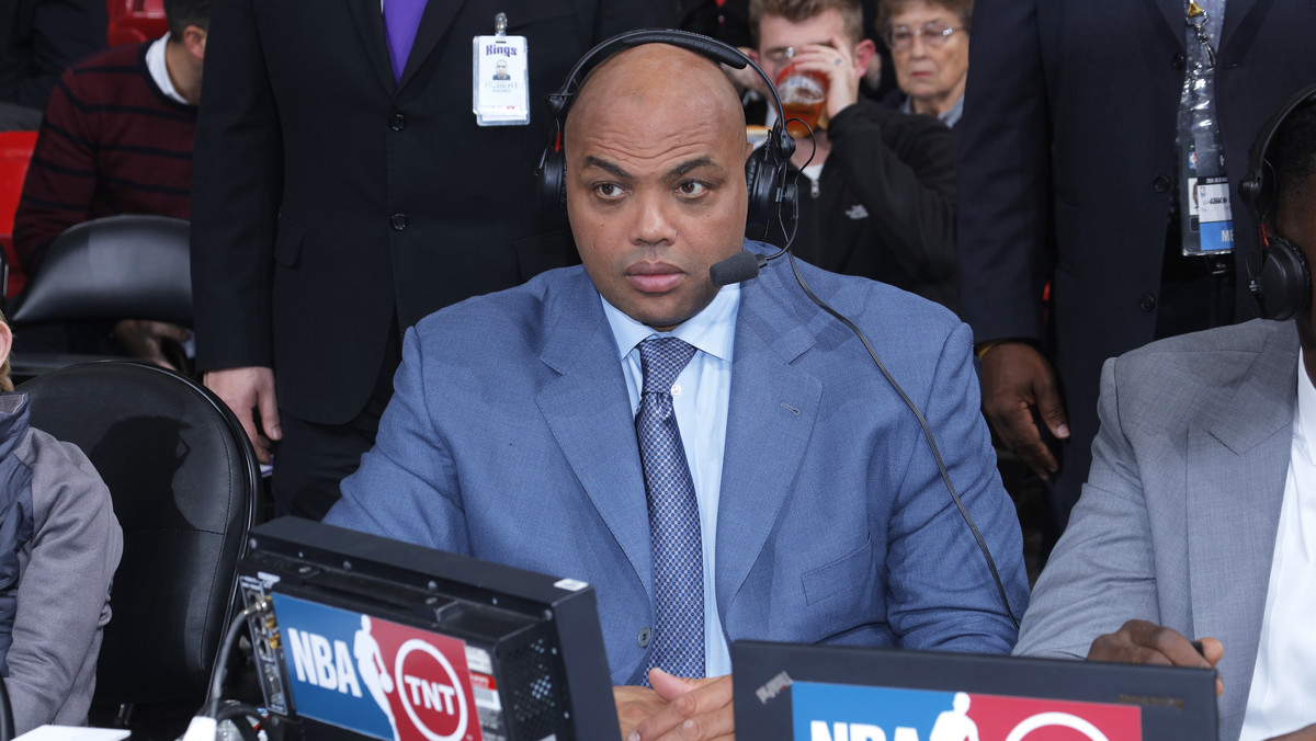 W sieci natrafiliśmy na reklamę promującą finały uniwersyteckiej ligi koszykówki. W spocie wystąpił były gwiazdor NBA Charles Barkley.