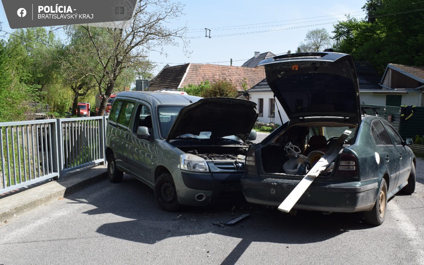 Opitý vodič spôsobil autonehodu.