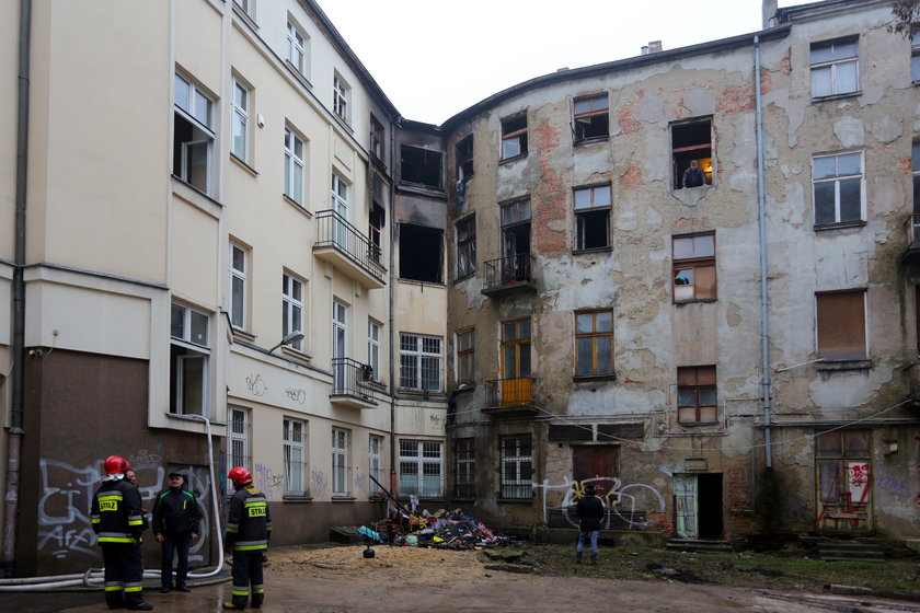 pożar przy Piotrkowskiej w Łodzi