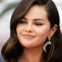 Selena Gomez és a lupus: élet egy autoimmun betegséggel