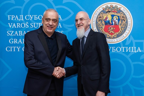 Gradonačelnik Subotice Stevan Bakić se sastao sa ambasadorom Italije Lukom Gorijem (FOTO)