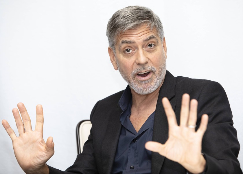 Der US-Schauspieler nimmt sich selbst nicht zu ernst – und schaut dabei auch noch unverschämt gut aus. 