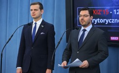 Kukiz'15 o roku rządu PiS: To nie dobra zmiana, lecz drobna zmiana