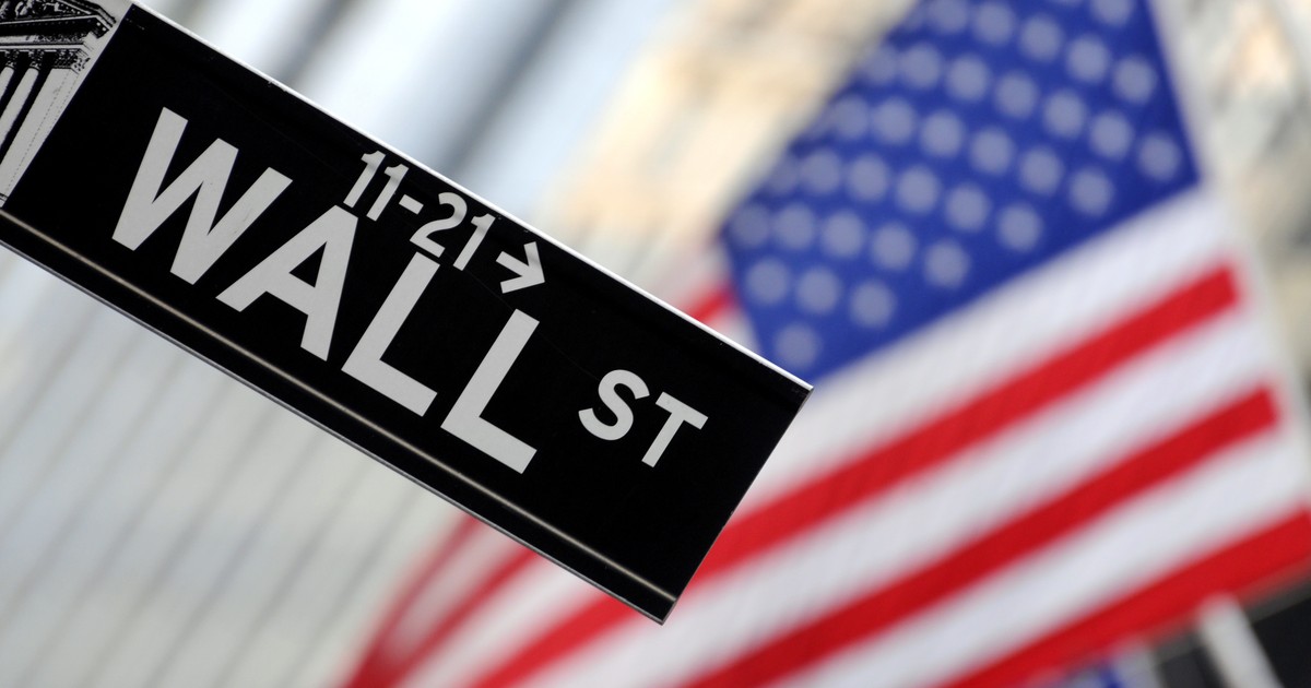 "Dzień wyzwolenia" wyzwolił amerykańskie giełdy z pieniędzy. Spadki coraz większe