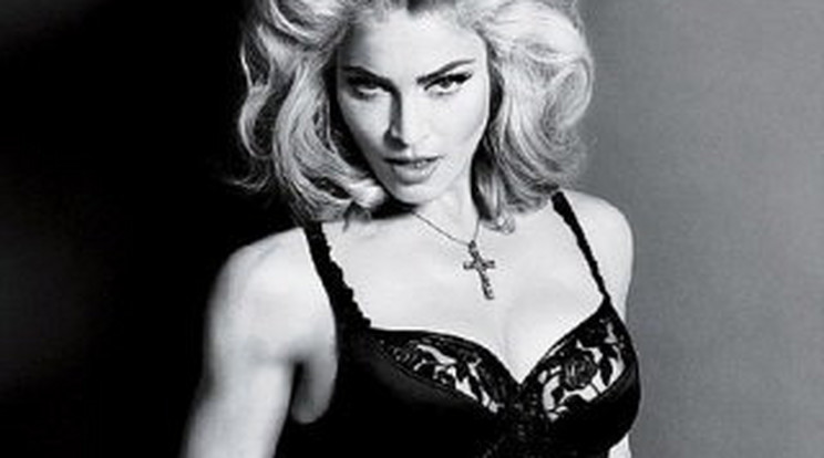 Retus nélkül mutatta meg testét az 51 éves Madonna