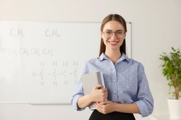 Bardzo trudny quiz z chemii. 15/15 tylko dla mistrza