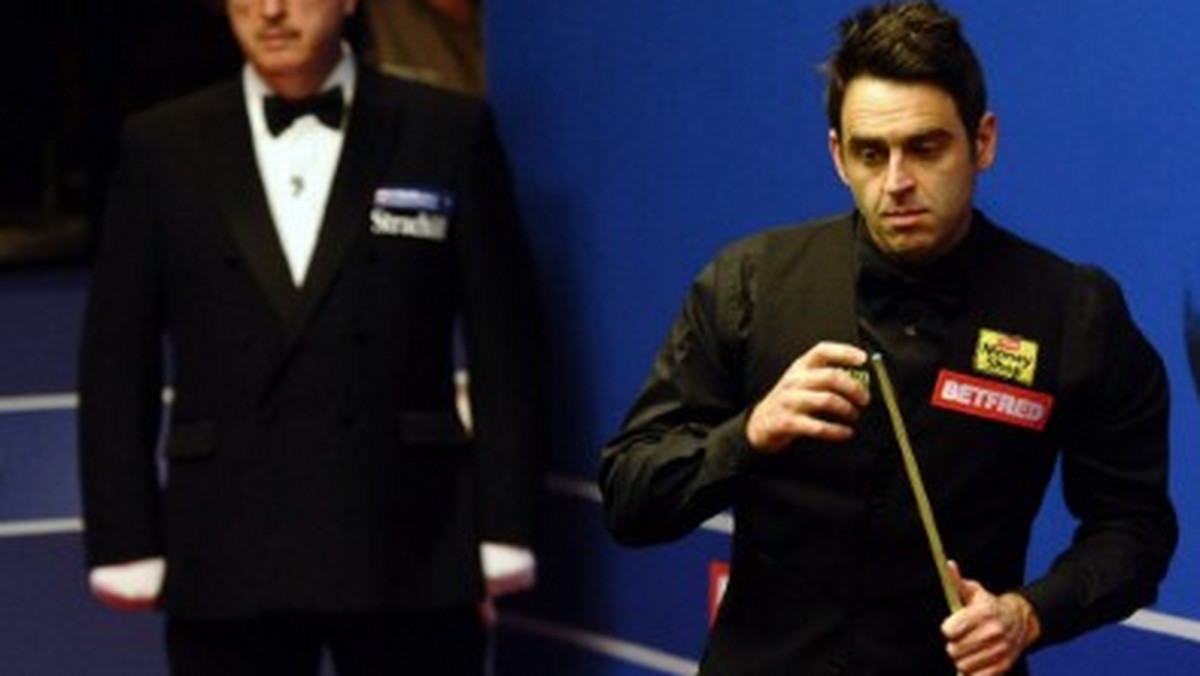 Ronnie O'Sullivan bez większych problemów awansował do drugiej rundy tegorocznych mistrzostw świata. W pierwszym meczu rozegranym w Crucible Theatre, "Rakieta" aż 10-4 pokonał Petera Ebdona.