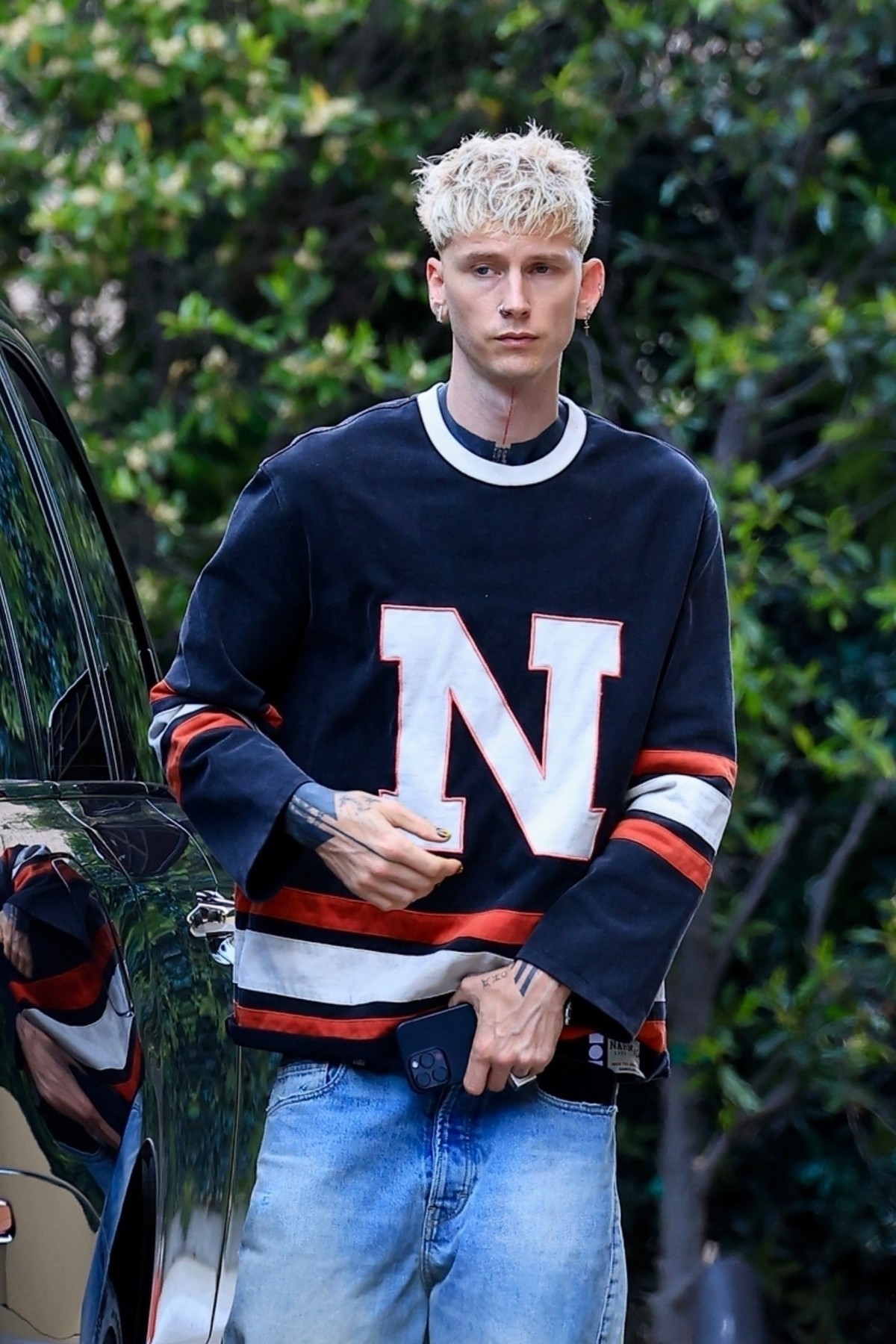 Americký hudobník Colson Baker známy ako Machine Gun Kelly.