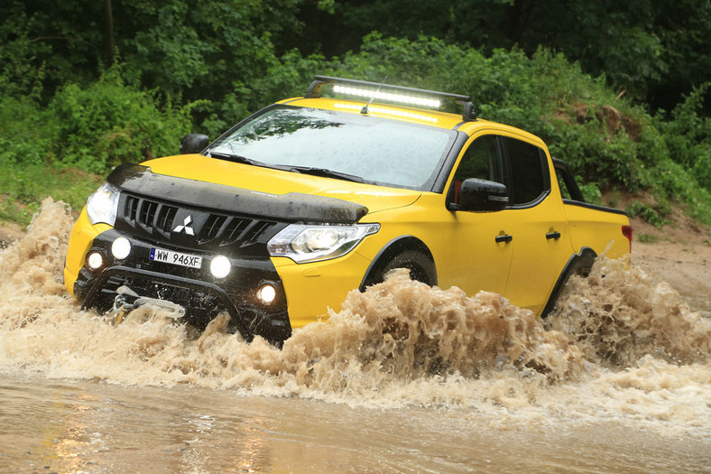 Mitsubishi L200 Monster - potwornie pracowity