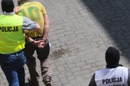 policjani, policja, ŻYWIEC SĄD REJONOWY ARESZT WYPADEK W RAJCZY