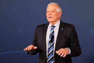 Borrell naciska na porozumienie w sprawie wspólnych zakupów amunicji dla Ukrainy