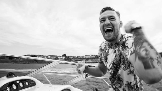 Conor McGregor najlepiej opłacanym sportowcem świata! Zarobił 22 miliony $ za rewanż z Poirierem!