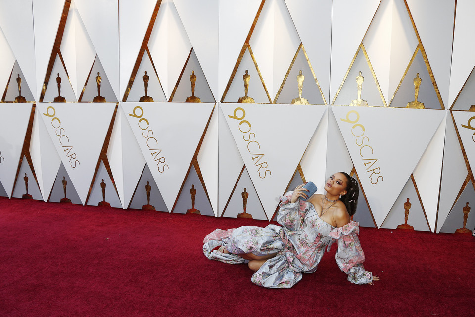 Oscary 2018: Andra Day położyła się na czerwonym dywanie