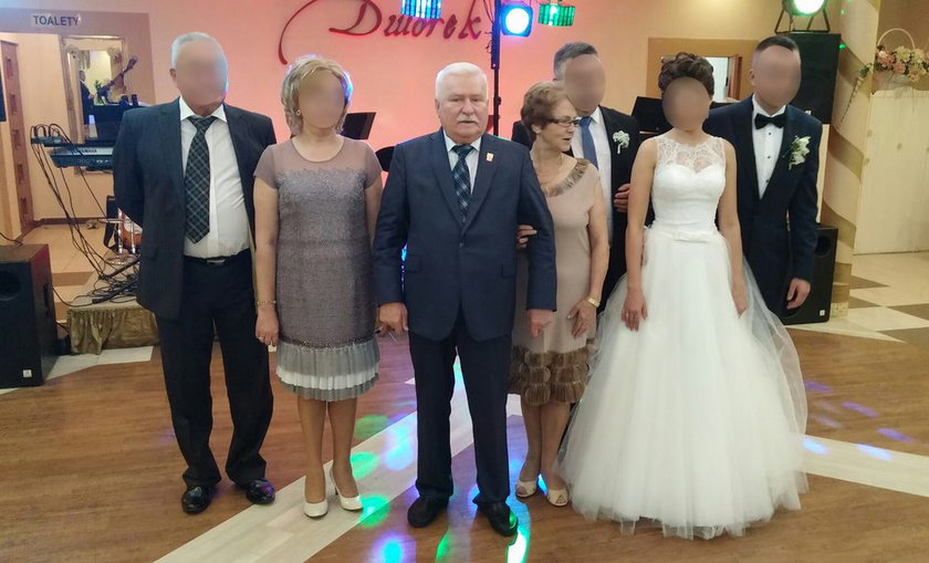 Wałęsowie na weselu