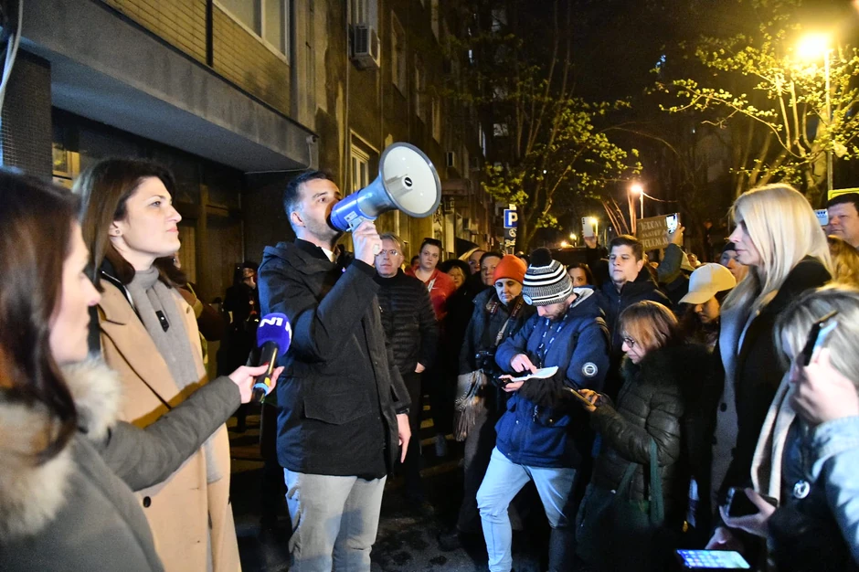 Građanski protest mup Stari grad