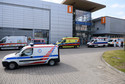 Ewakuacja pacjentów z tymczasowego szpitala zakaźnego w siedzibie Międzynarodowych Targów Poznańskich