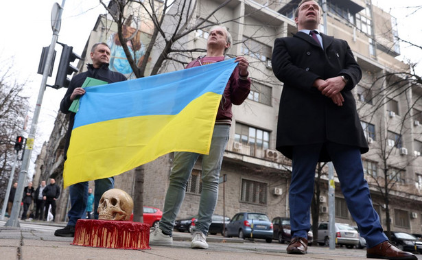 Protest z okazji pierwszej rocznicy rosyjskiej inwazji na Ukrainę w Belgradzie