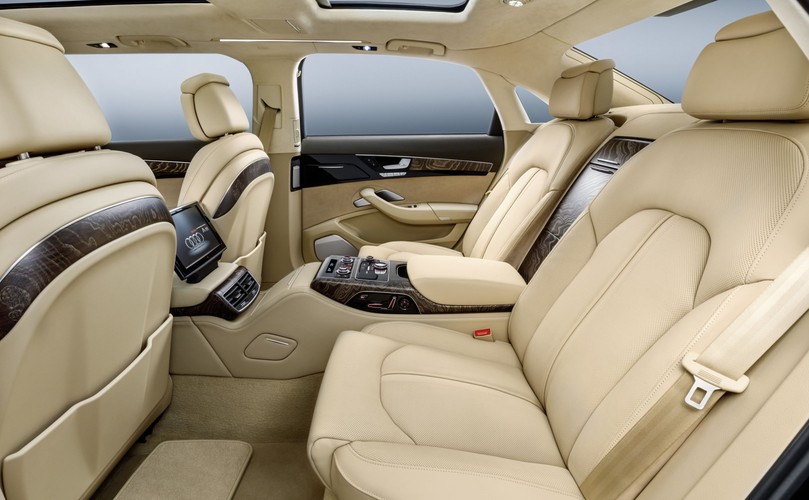 Audi A8 L extended
