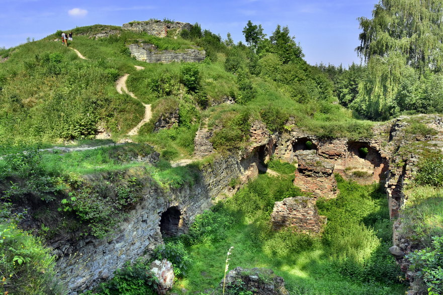 Ruiny zamku na Górze Świętego Marcina