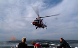 Akcja na Bałtyku. Zatonął jacht "Zefir". "Szukamy człowieka w wodzie"