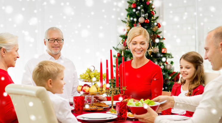 Figyeljünk a megfelelő folyadékpótlásra, és ne érkezzünk farkaséhesen a vacsorára /Fotó: Shutterstock