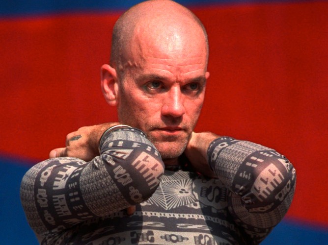 Michael Stipe w 1998 roku