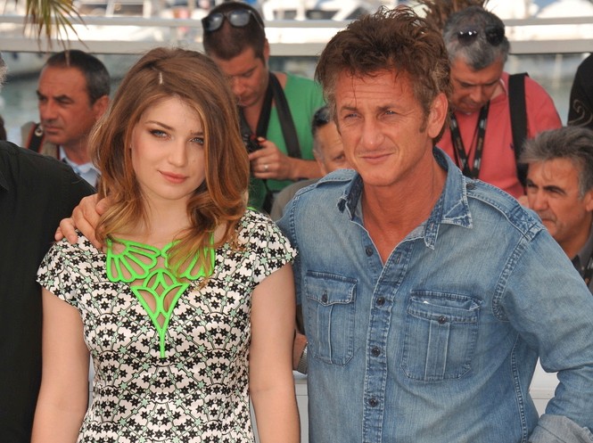 Eve Hewson i Sean Penn w Cannes