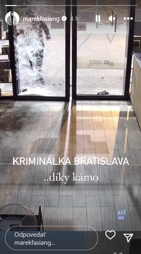 Marek Fašiang zverejnil video z bezpečnostnej kamery. 