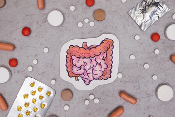 Az antibiotikumok szedése növelheti a vastagbélrák esélyét?