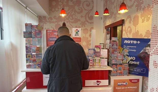 Platno mesto Državne lutrije Srbije u Paraćinu gde je uplaćena dobitna loto sedmica