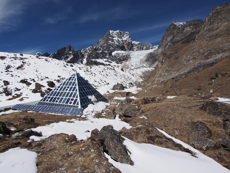 Obserwatorium "Piramida" pod Mount Everestem
