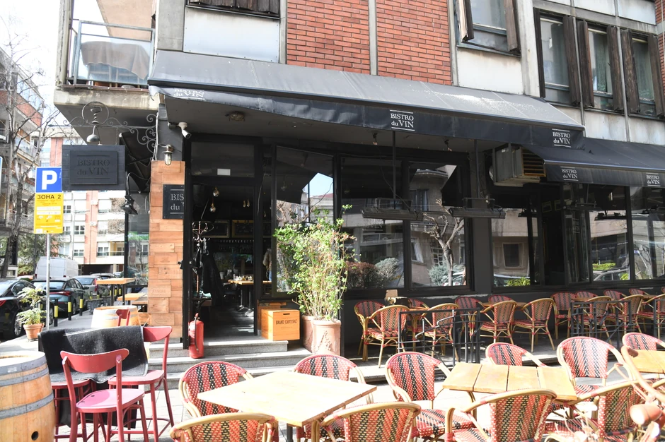 Bačen Molotovljev koktel na kafić u Njegoševoj ulici na Vračaru