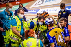 Wypadek na torze kolarskim. Mark Cavendish złamał dwa żebra