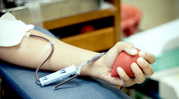 Amerykański Czerwony Krzyż będzie testował dawców krwi na obecność przeciwciał przeciw COVID-19